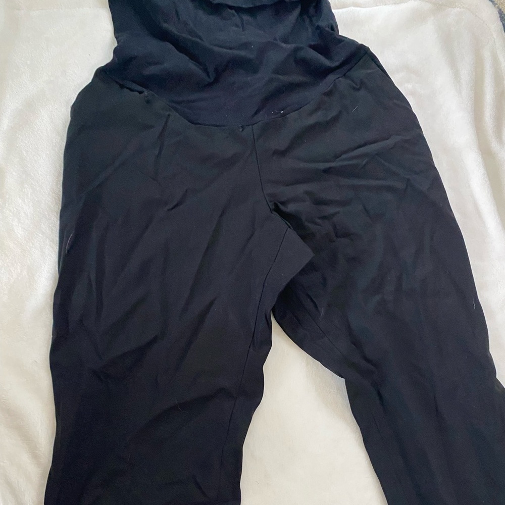 Pea in the pod cropped black maternity pants